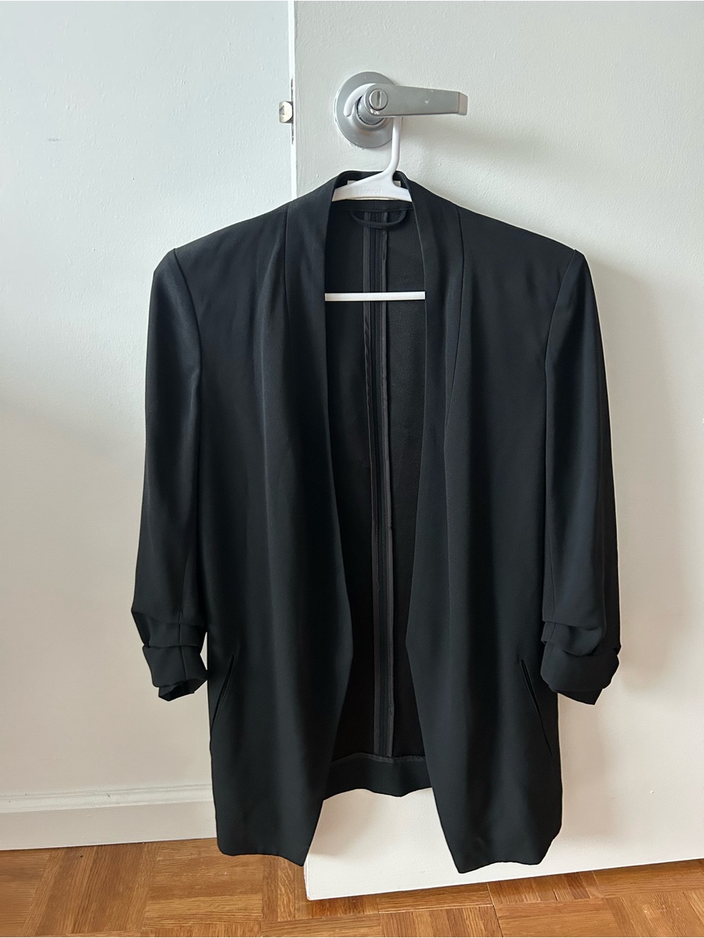 Aritzia Babaton Blazer - Black Open-Front With Cinched Sleeves